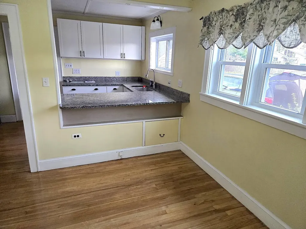 2 Thomas Street Concord NH 03301