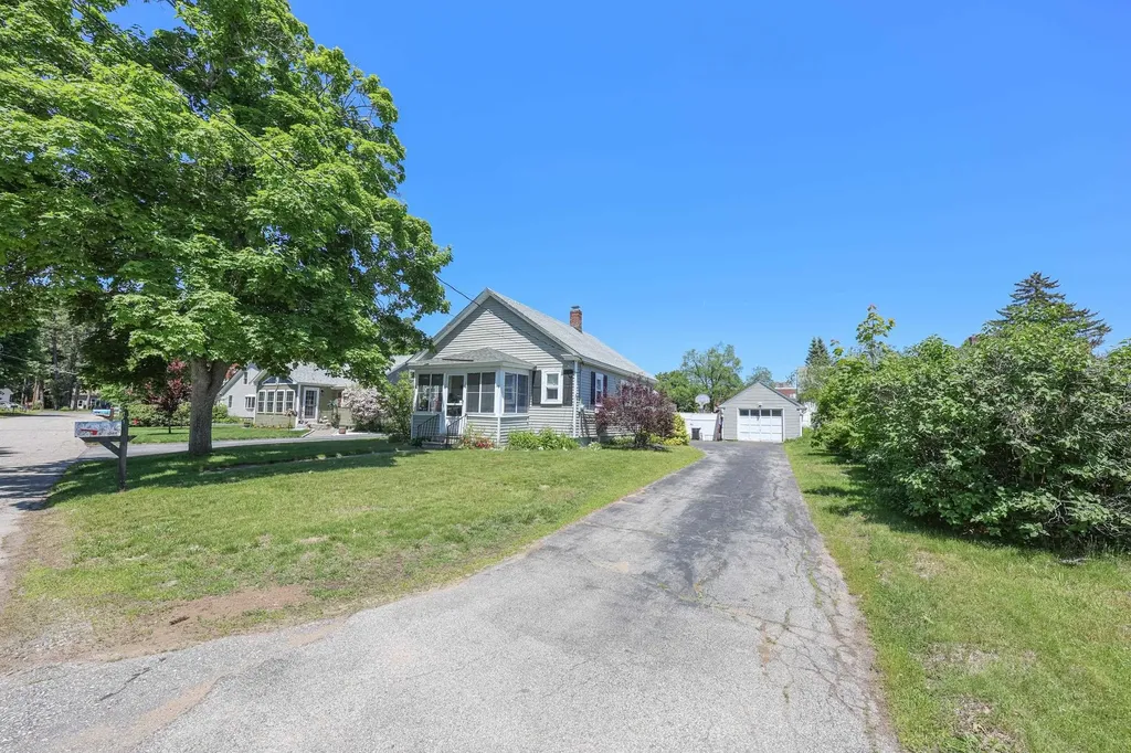 2 Thomas Street Concord NH 03301