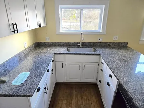 2 Thomas Street Concord NH 03301