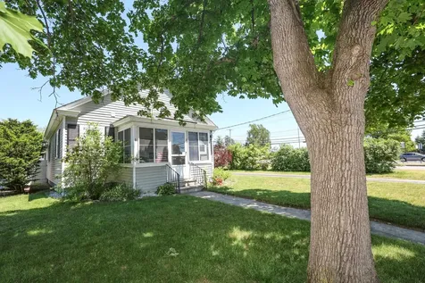 2 Thomas Street Concord NH 03301