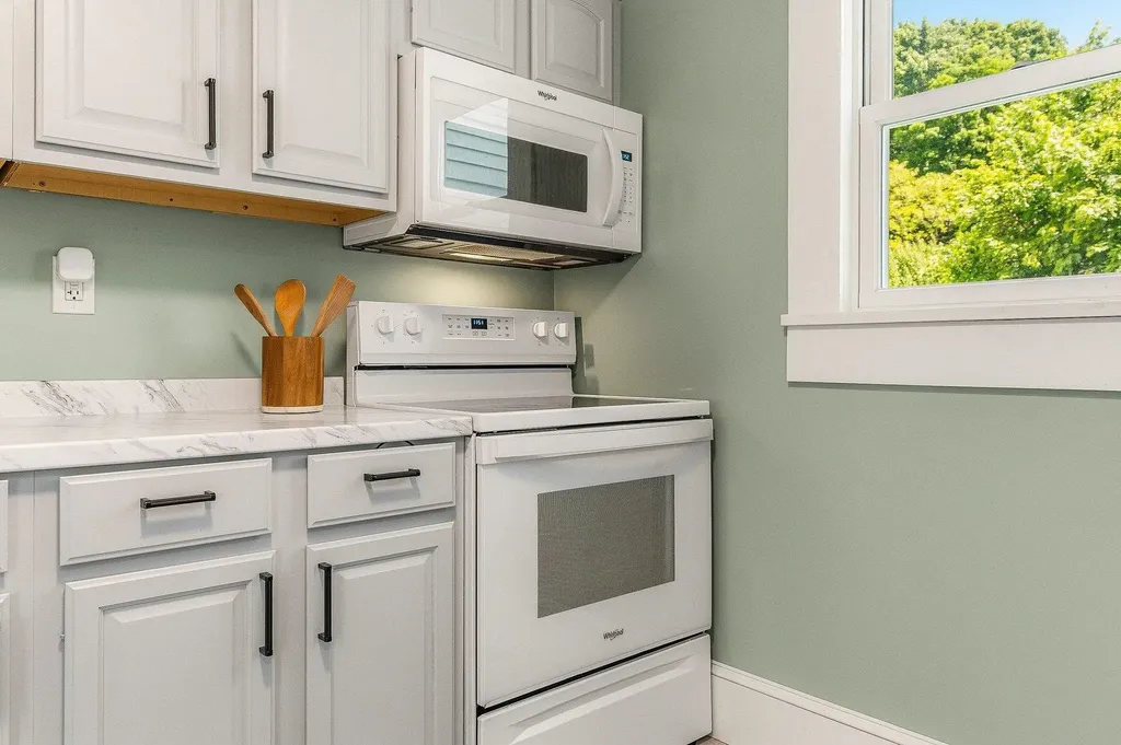 17 Rogers Street Dover NH 03820