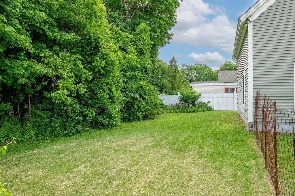 17 Rogers Street Dover NH 03820