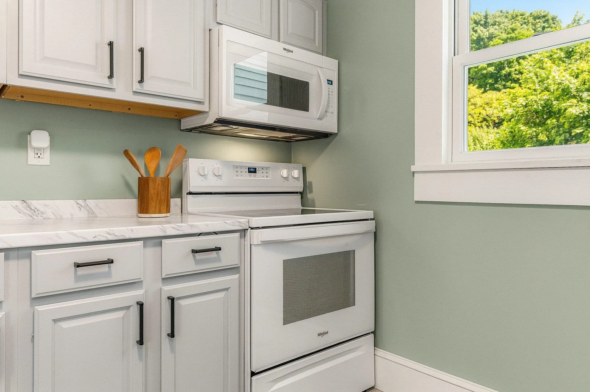 17 Rogers Street Dover NH 03820
