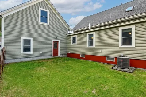 17 Rogers Street Dover NH 03820