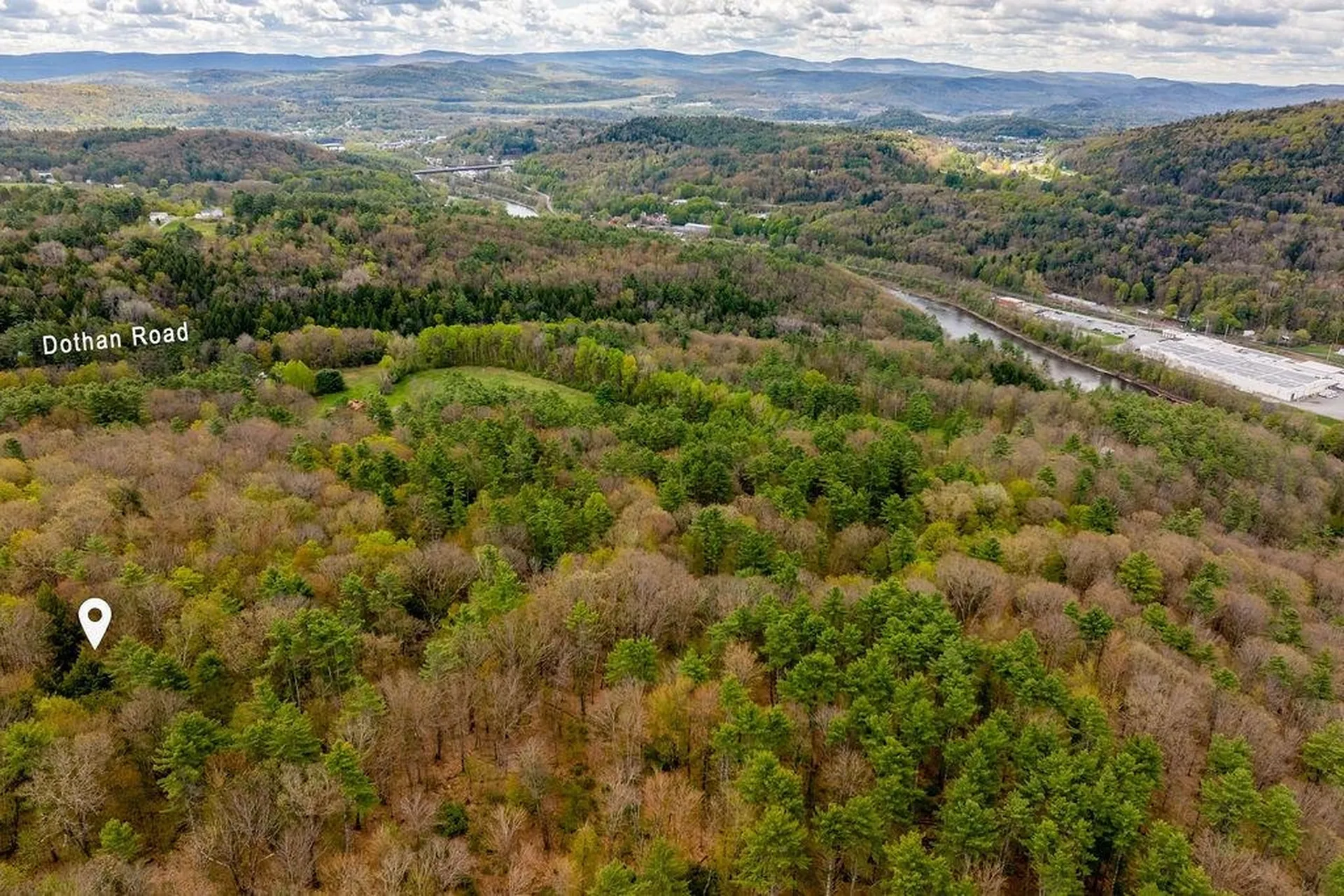 00 Dothan Road Hartford VT 05047