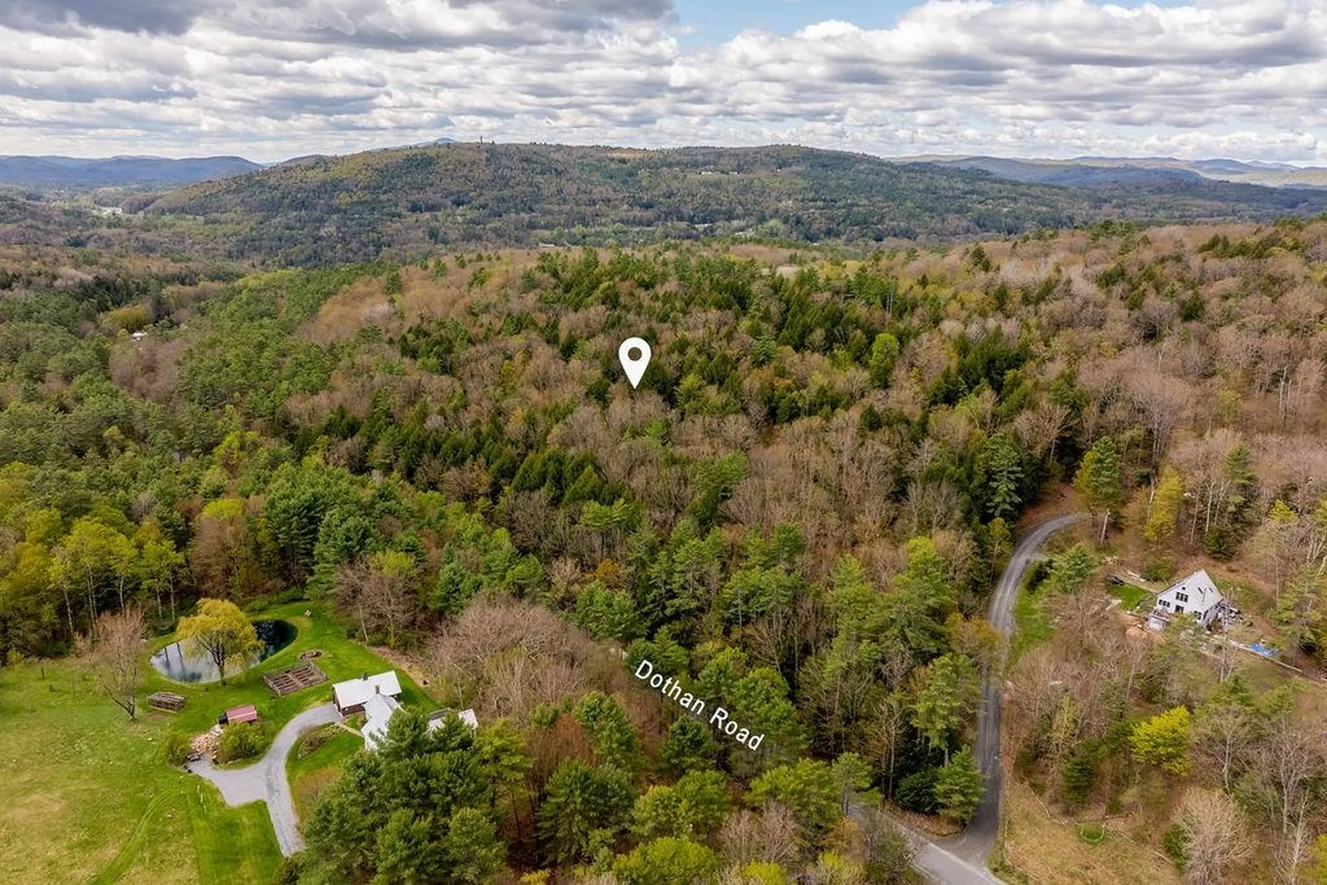 00 Dothan Road Hartford VT 05047