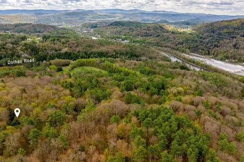 00 Dothan Road Hartford VT 05047