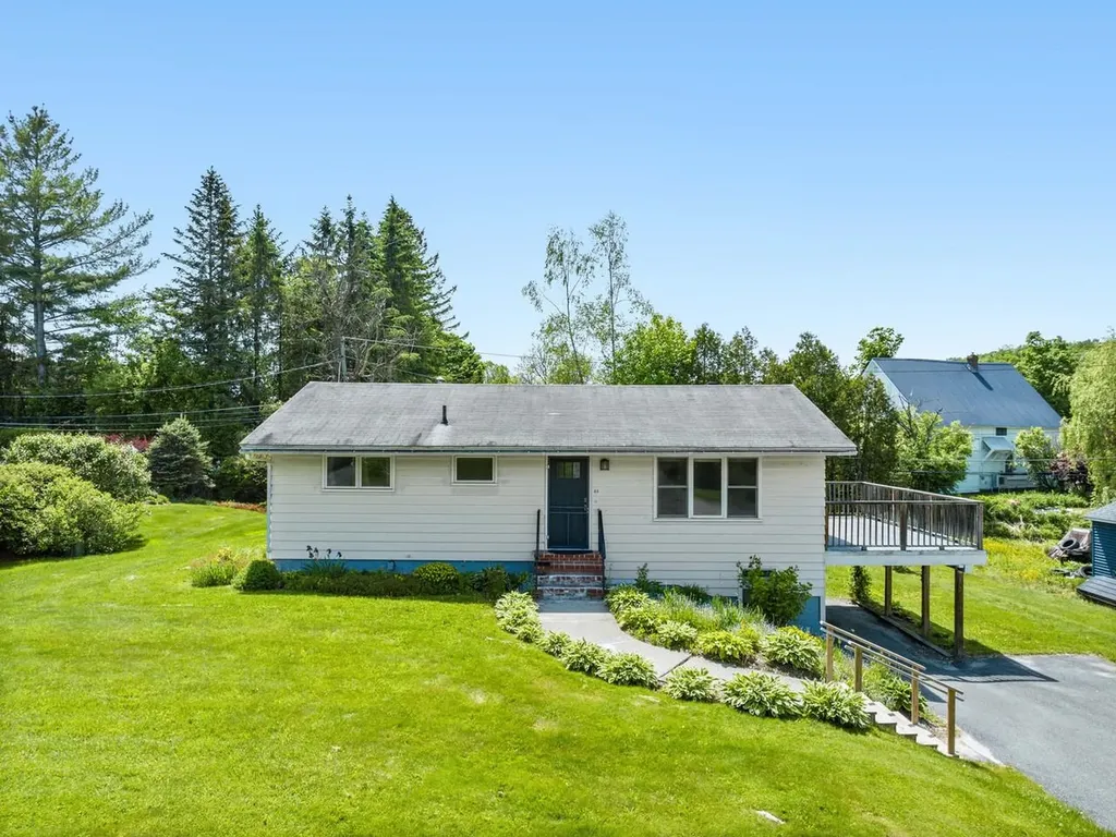 48 Colonial Drive Montpelier VT 05602