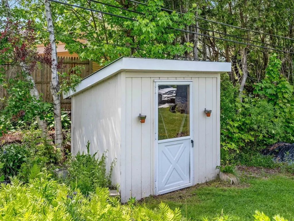 48 Colonial Drive Montpelier VT 05602