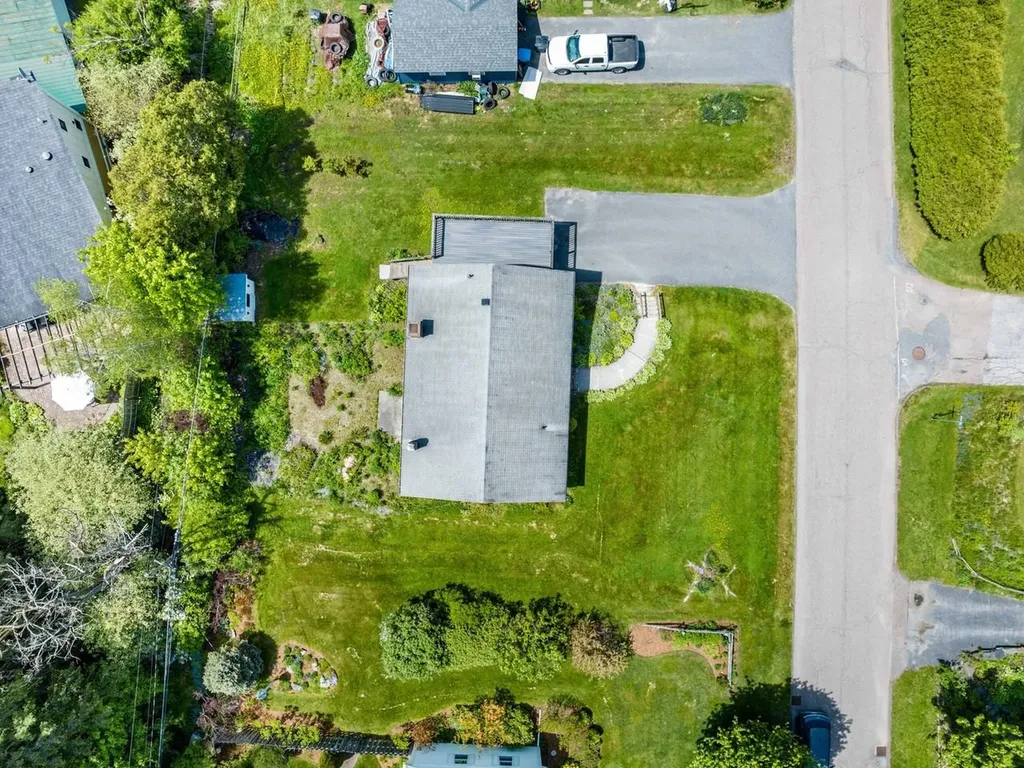 48 Colonial Drive Montpelier VT 05602