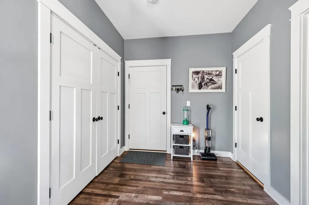 14 Eisenhower Drive Rochester NH 03867