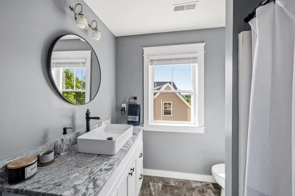 14 Eisenhower Drive Rochester NH 03867