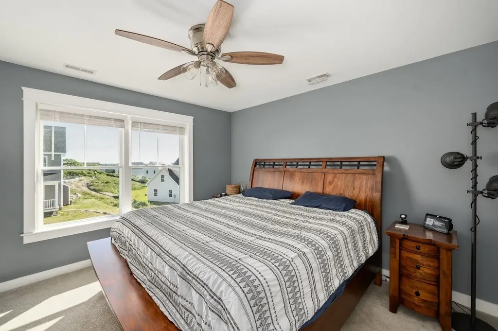 14 Eisenhower Drive Rochester NH 03867
