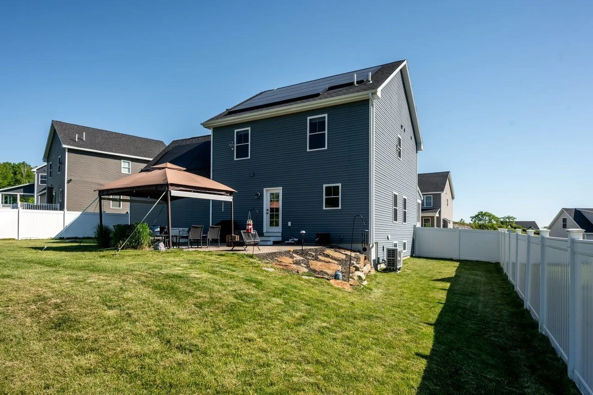 14 Eisenhower Drive Rochester NH 03867