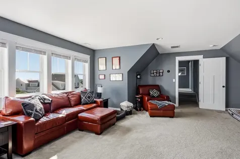 14 Eisenhower Drive Rochester NH 03867