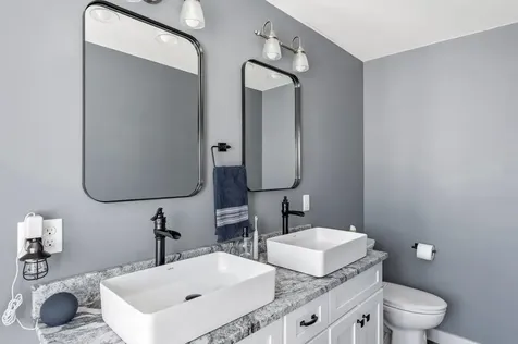 14 Eisenhower Drive Rochester NH 03867