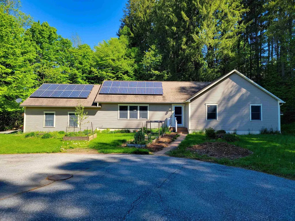 58 Tuckaway Lane Northfield VT 05663