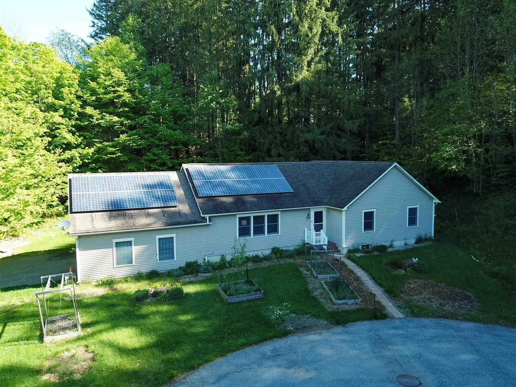 58 Tuckaway Lane Northfield VT 05663