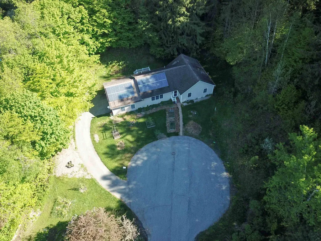58 Tuckaway Lane Northfield VT 05663