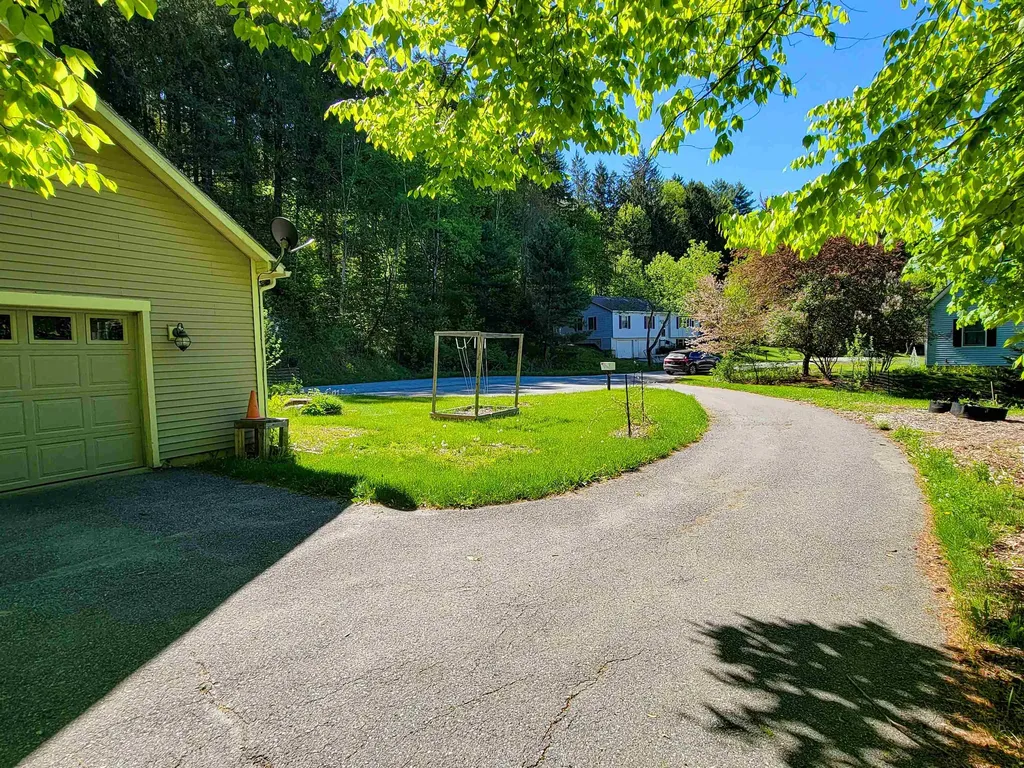 58 Tuckaway Lane Northfield VT 05663