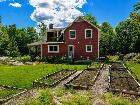 24 Cummings Drive Newbury NH 03255