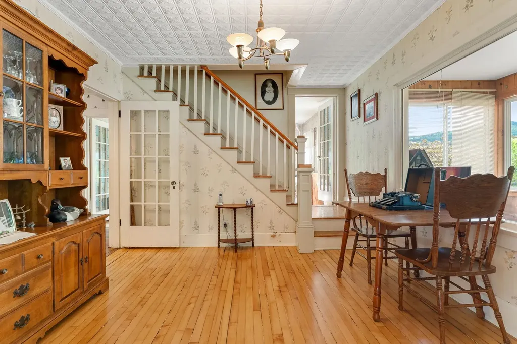 174 South Main Street Waterbury VT 05676