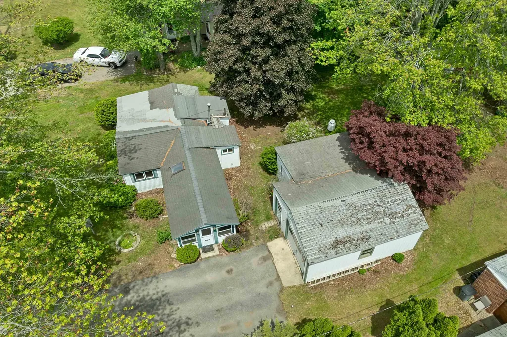 13 Elm Street Epping NH 03042