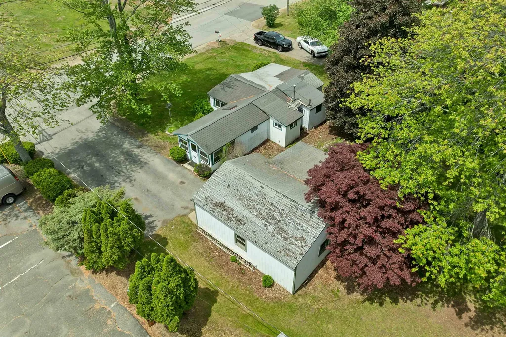 13 Elm Street Epping NH 03042