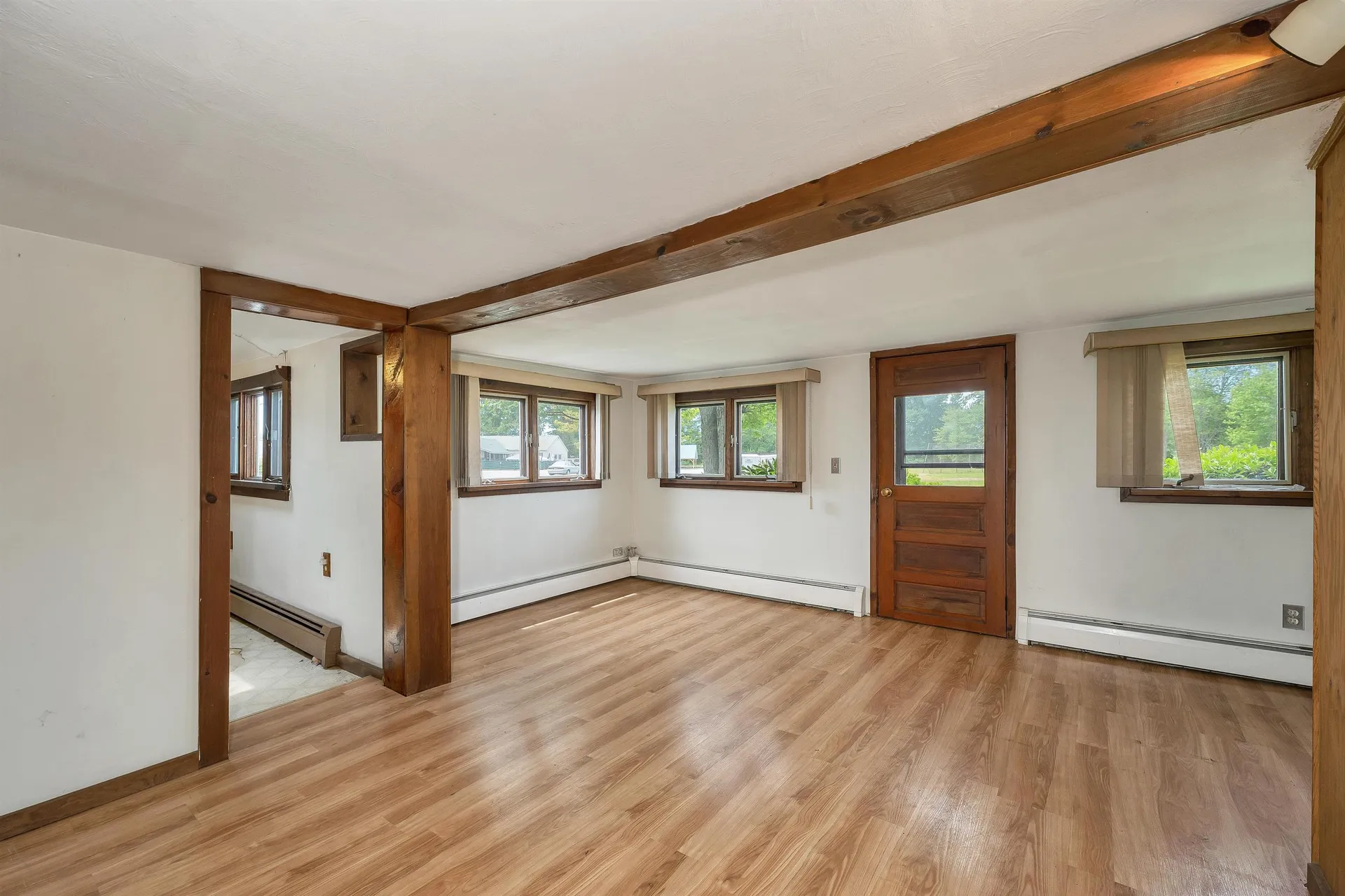 13 Elm Street Epping NH 03042