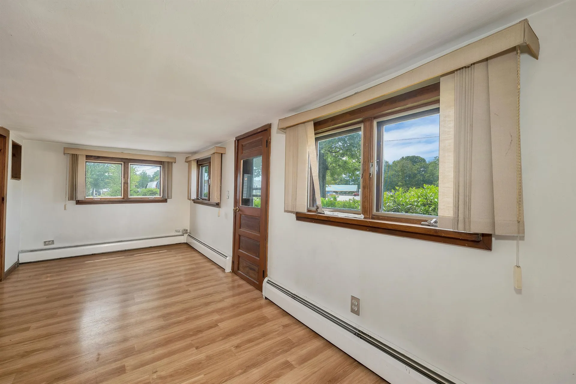 13 Elm Street Epping NH 03042