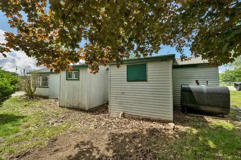 13 Elm Street Epping NH 03042