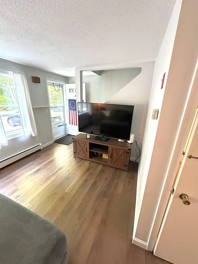 220 Hubbard Pond Road New Ipswich NH 03071