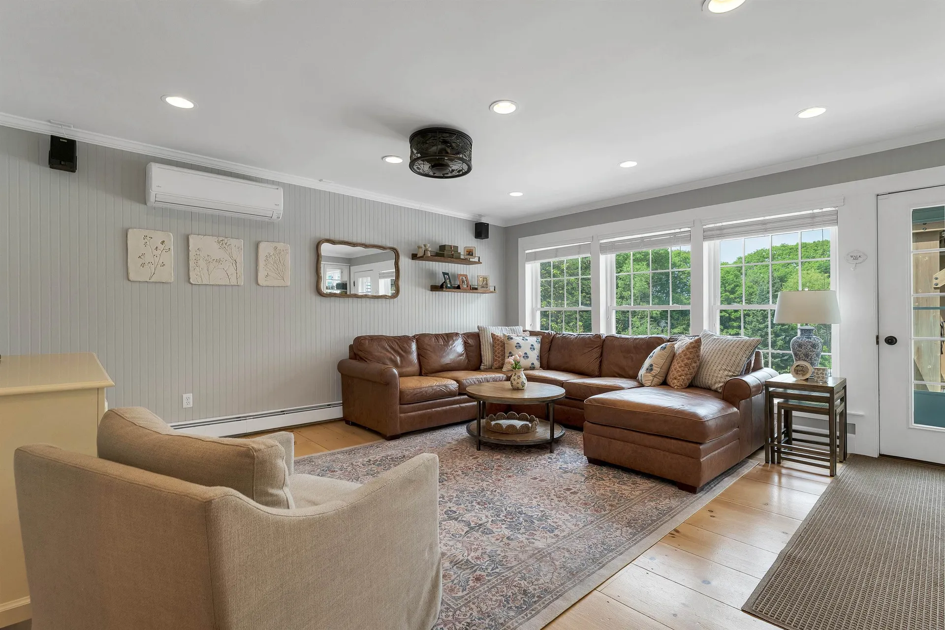 153 N Main Street Wolfeboro NH 03894