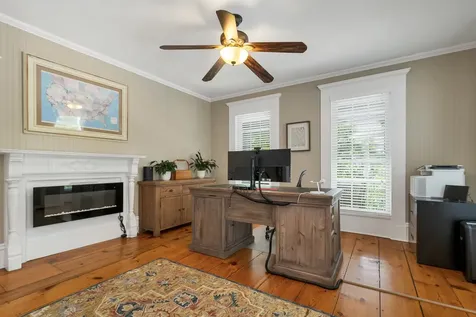 153 N Main Street Wolfeboro NH 03894