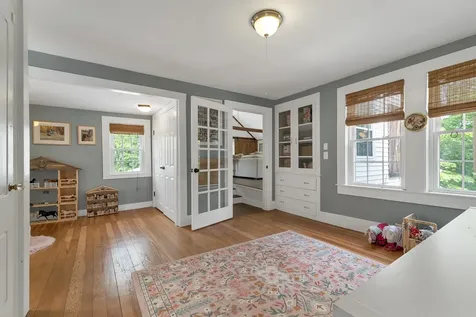 153 N Main Street Wolfeboro NH 03894