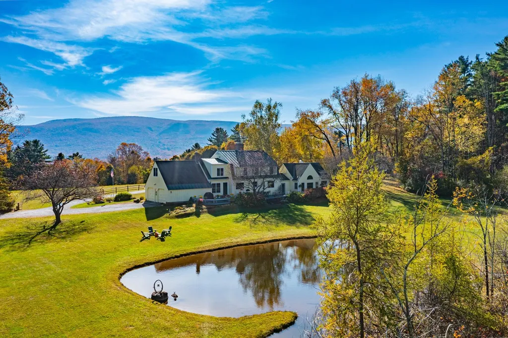 241 High Hill Road Manchester VT 05255