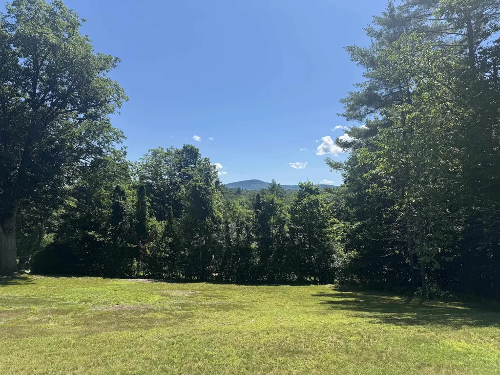 16 Currier Avenue Peterborough NH 03458