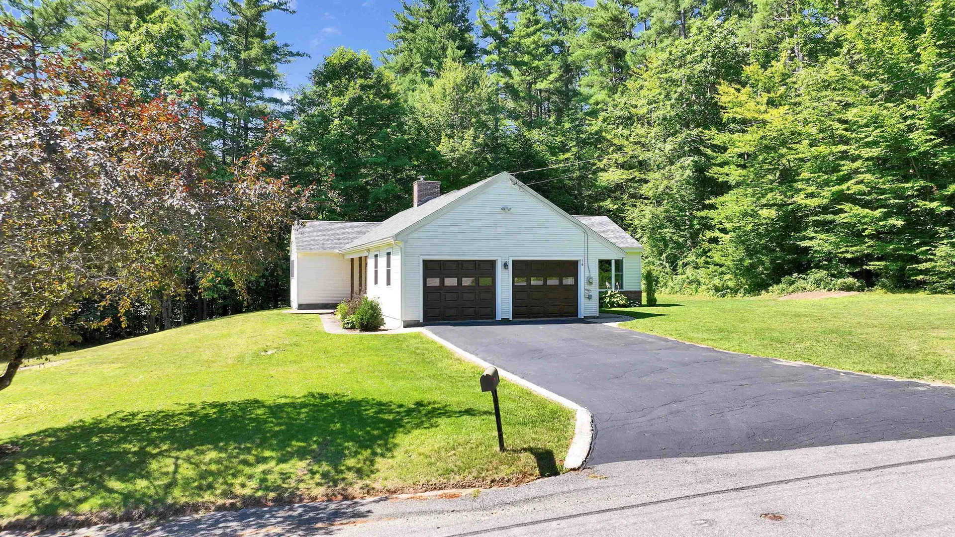 16 Currier Avenue Peterborough NH 03458
