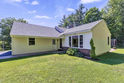 16 Currier Avenue Peterborough NH 03458