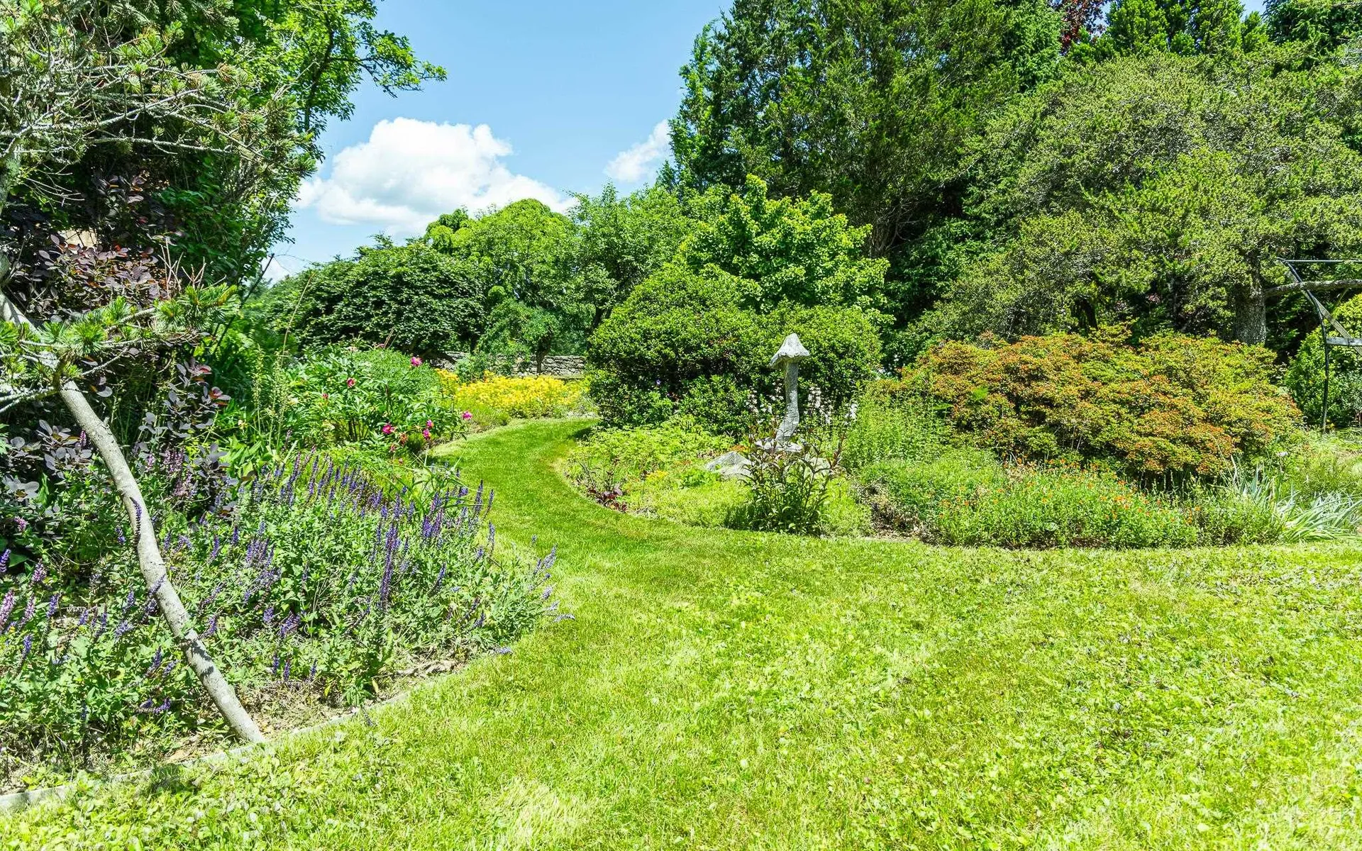 867 Forest Road Alstead NH 03602