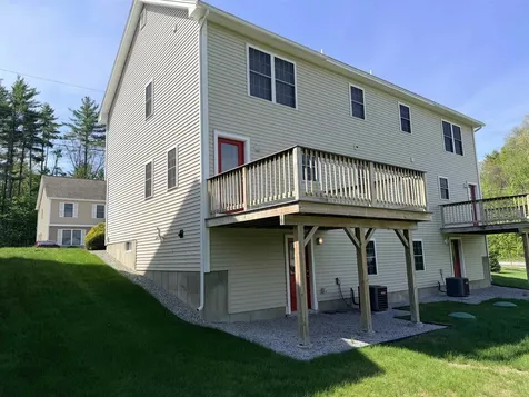 4B Red Oak Way Boscawen NH 03303