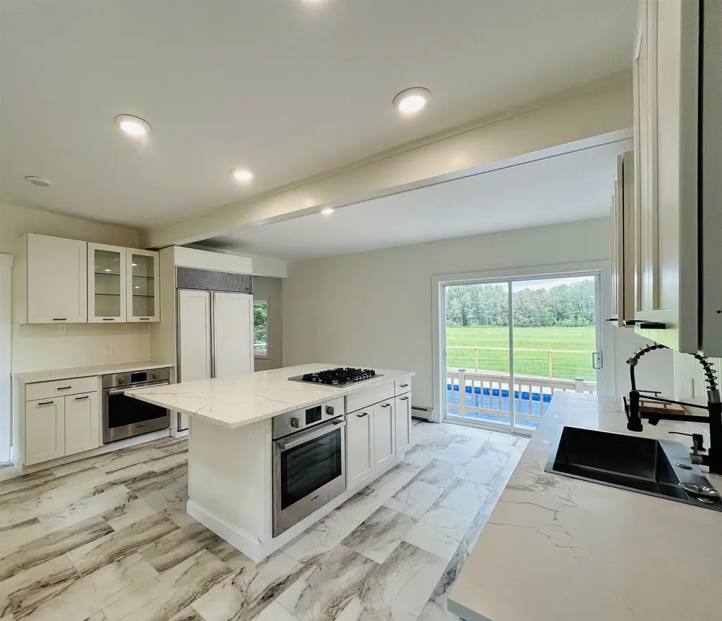 56 Bridge Street Colebrook NH 03576