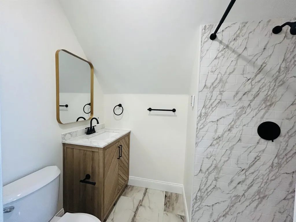 56 Bridge Street Colebrook NH 03576