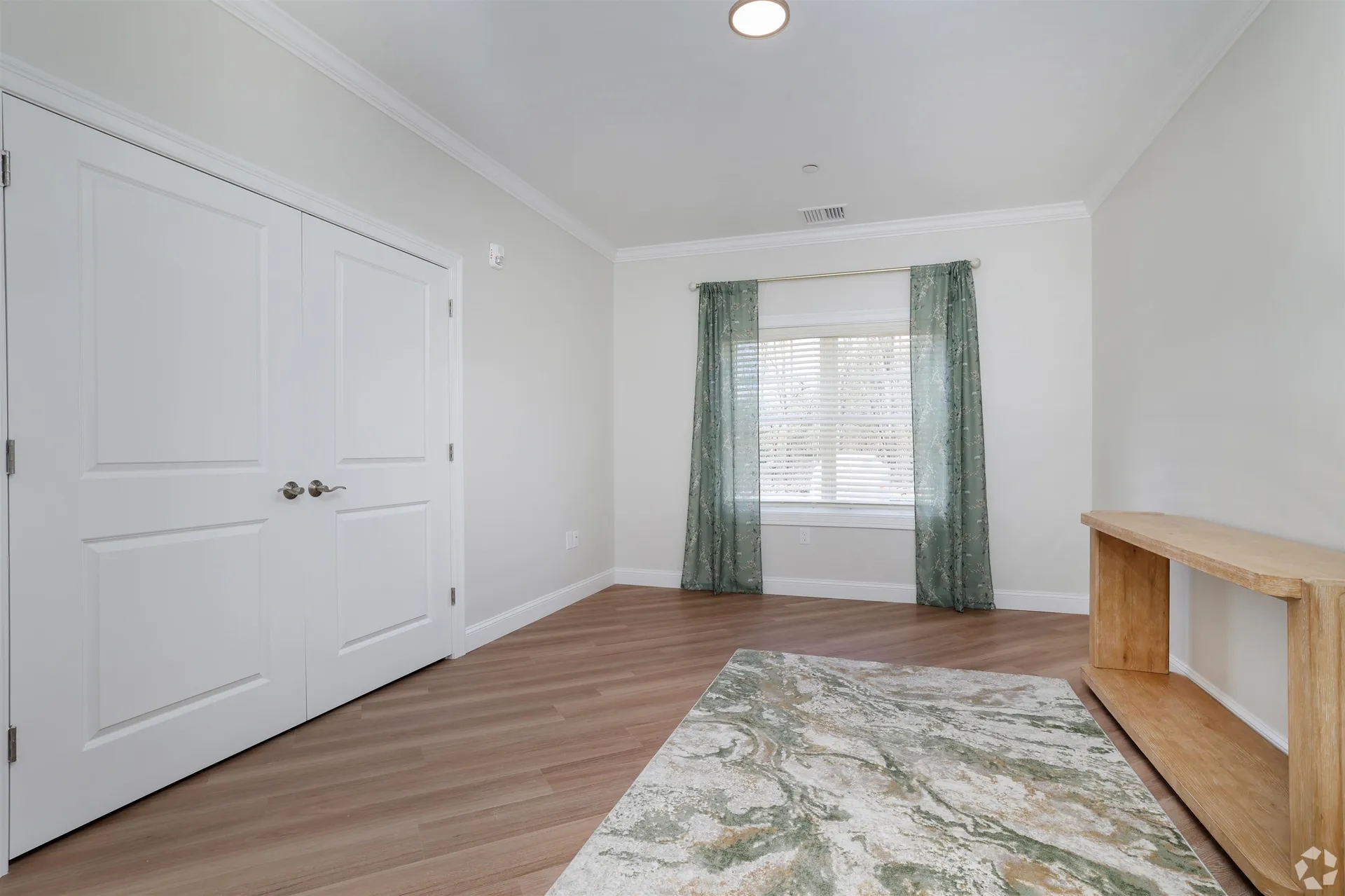 74 Rockingham Road Derry NH 03038