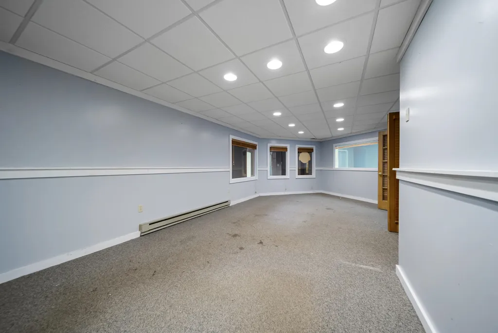 60 Whittier Highway Moultonborough NH 03254