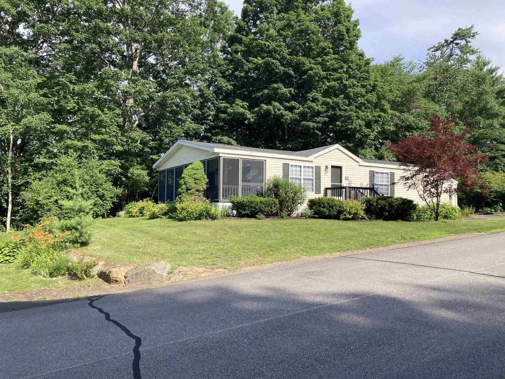 328 Darby Drive Laconia NH 03246