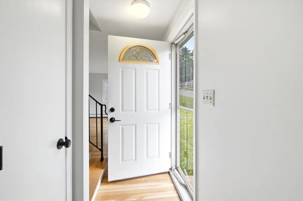 12 Bryant Road Nashua NH 03060