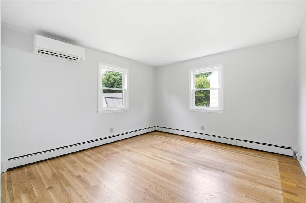 12 Bryant Road Nashua NH 03060
