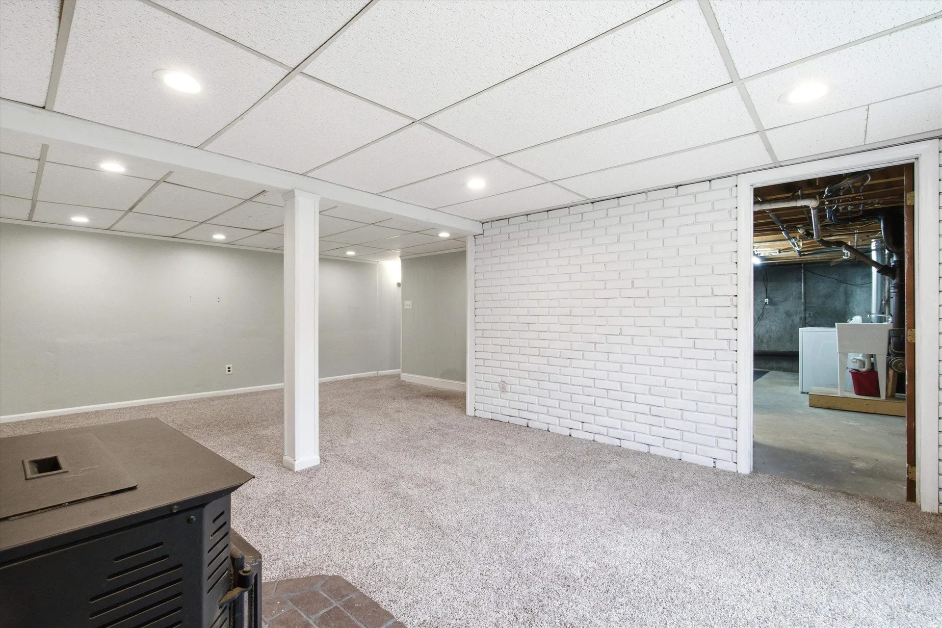 12 Bryant Road Nashua NH 03060