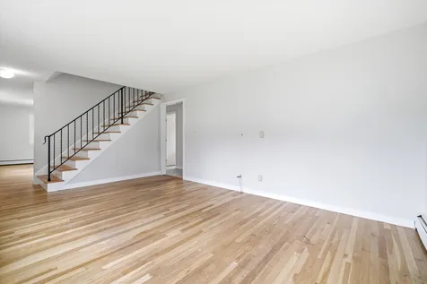 12 Bryant Road Nashua NH 03060